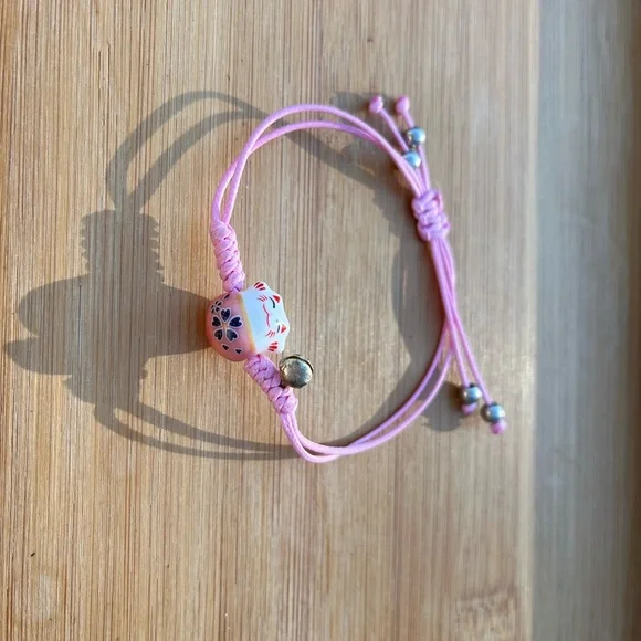 Lucky Cat Maneki Neko Charm Bracelet Solid Pink String Handmade - Picture 7 of 8